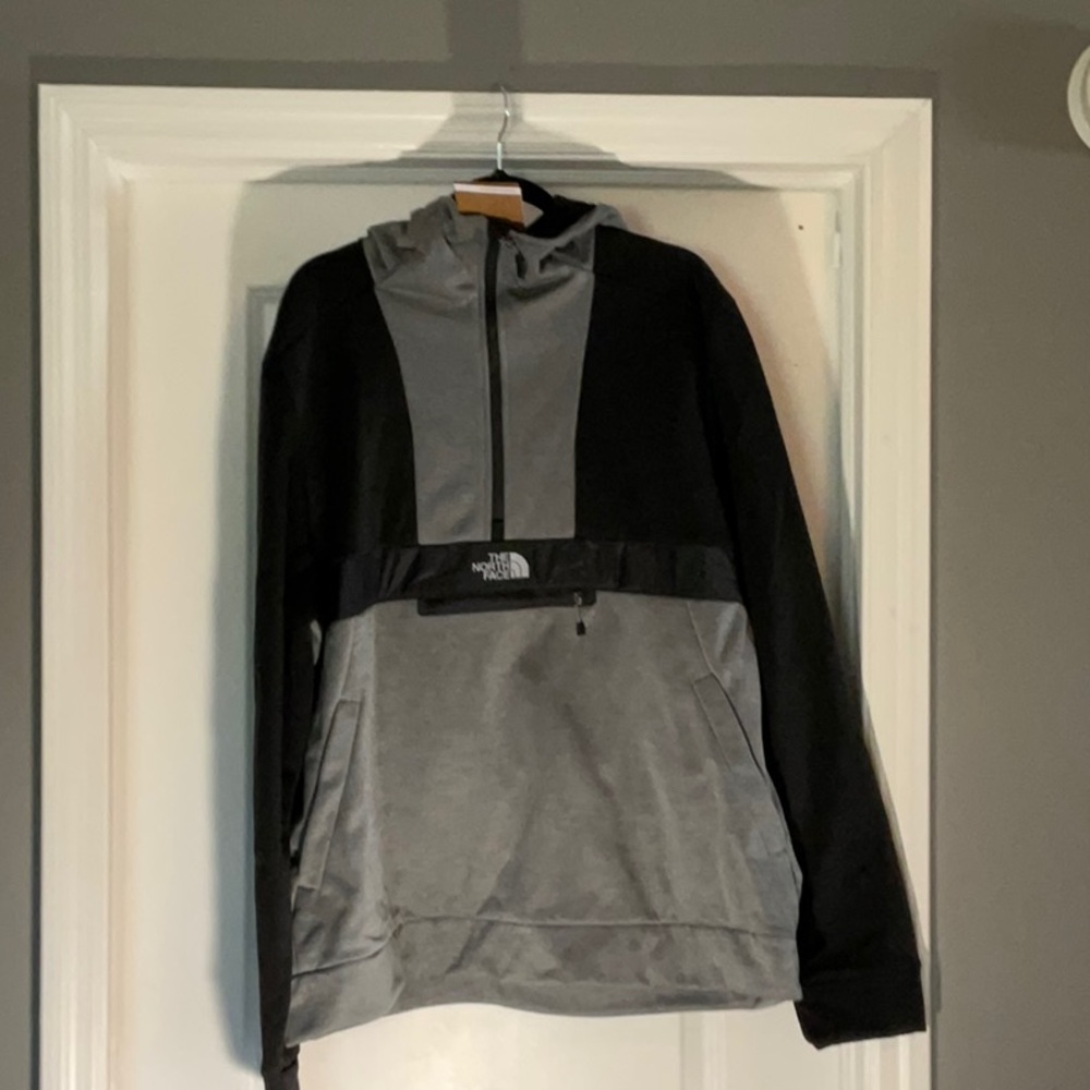 The North Face Men's Black and Gray Jacket